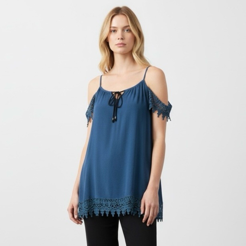 En Creme Embroidered Lace Off Shoulder Spaghetti‎ Strap Blue Tunic